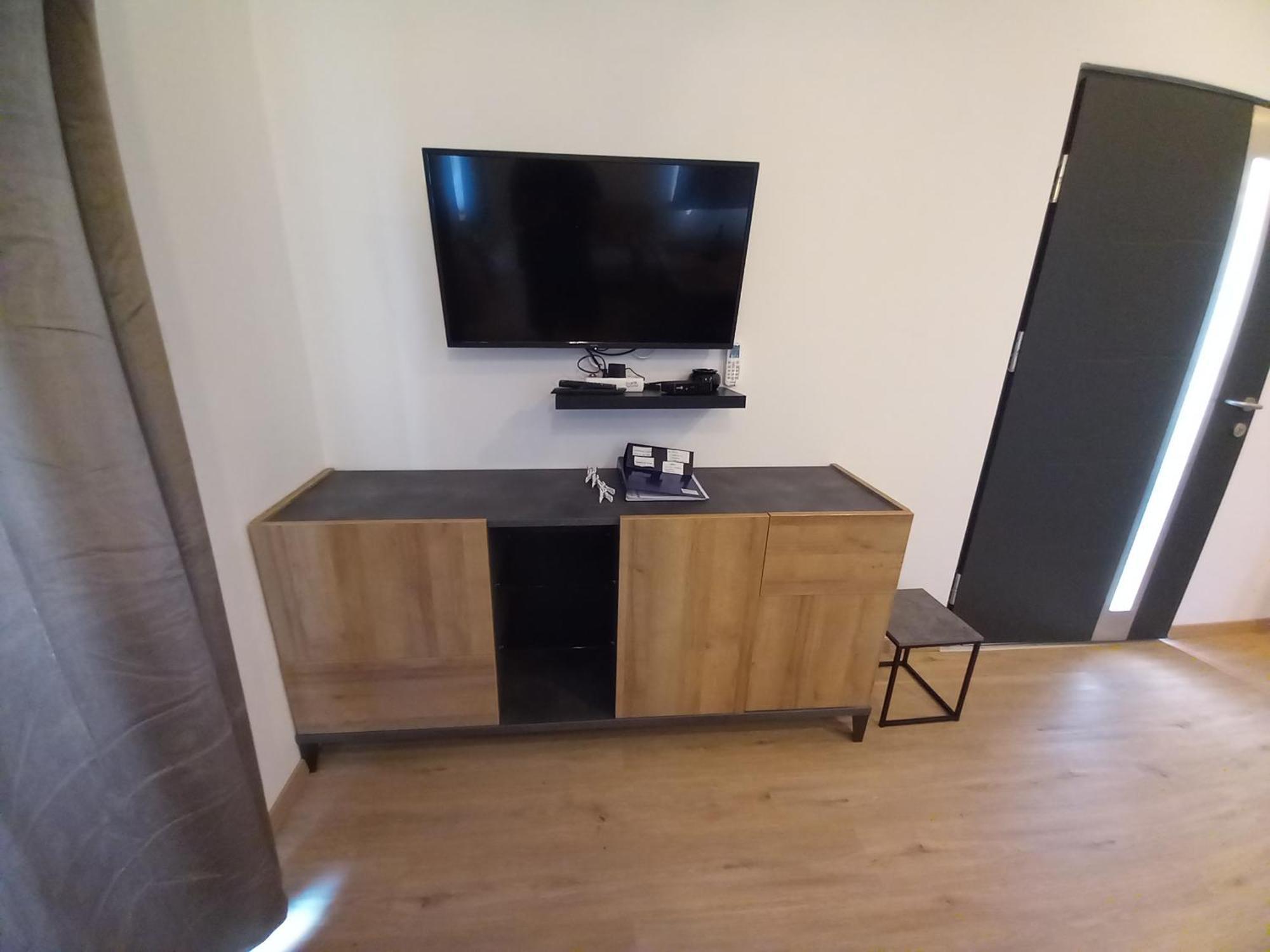 Laura Apartmán